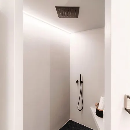 Blue - By Myhomeincomo Apartment *