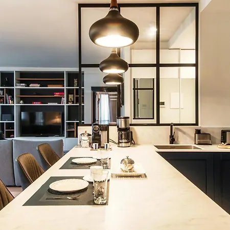 Apartament Blue - By Myhomeincomo *